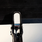 Uitknippen doorgang vloerverwarmingsbuis in Redumax Dilatatieprofiel